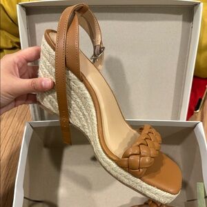 NEW Women’s Wedges Size 8